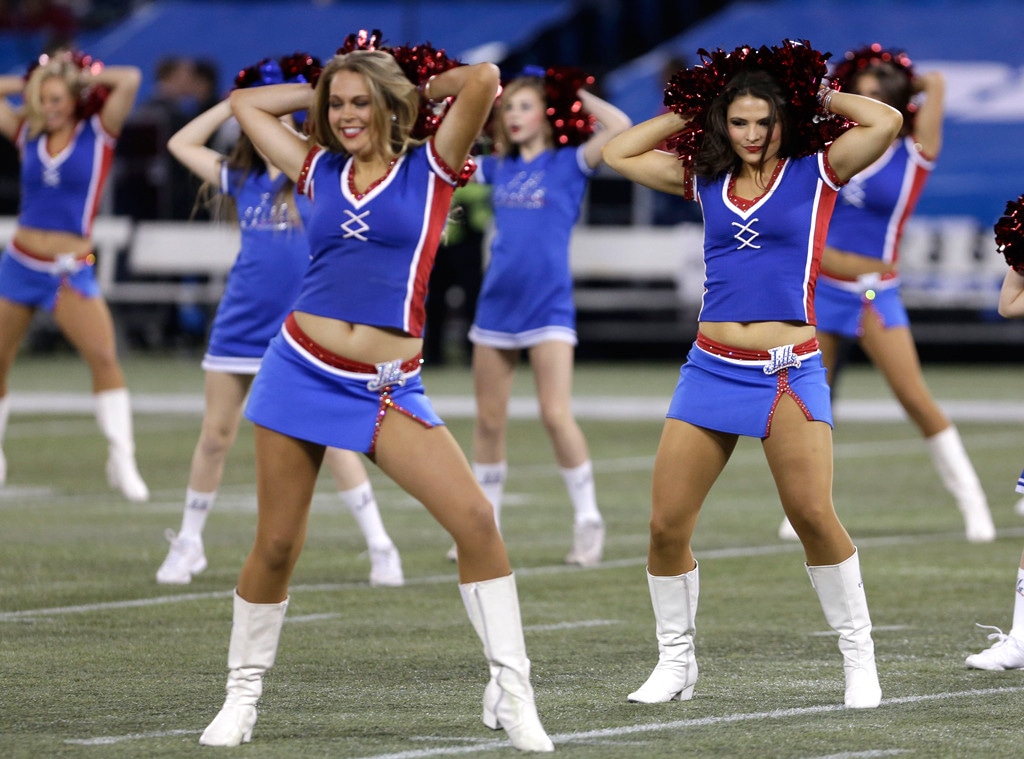 Pro football cheerleader oops - The Promiscuous Cheerleader.